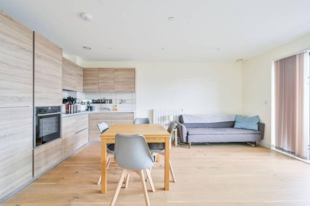 1 bedroom flat to rent - Photo 1