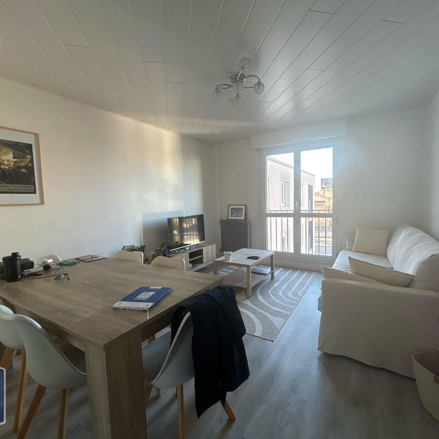 Location Appartement 3 pièces 69m² BEAUMONT 63110 - Photo 1