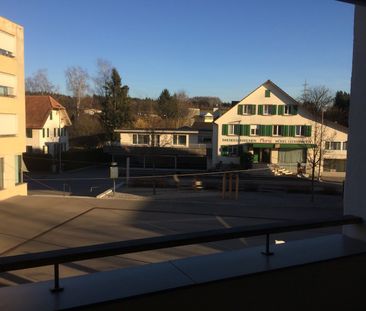 2.5 Zimmer, 76 m², 3. Stock - Foto 4