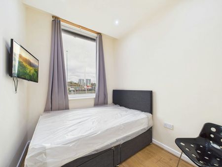 Studio flat to rent on - Photo 5