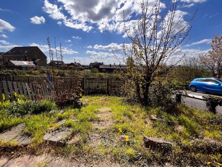 Carrs Close, Dewsbury - Photo 4