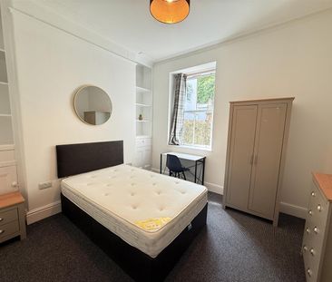 Apartment 7 Holyhead Road - Photo 2