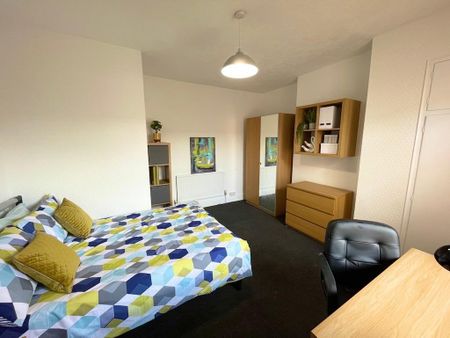 6 bedroom house to rent - Photo 4