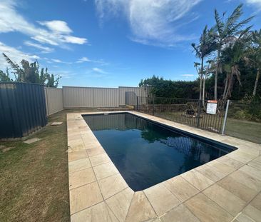 Spacious Family Home for Rent with Pool & Multiple Living Areas - Photo 1