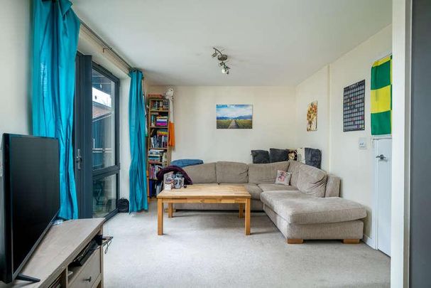 Pooles, N4 - Photo 1