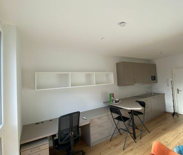 Clever Living - modernes Apartment im 2.OG in der Petersgasse 73/19 - Photo 4