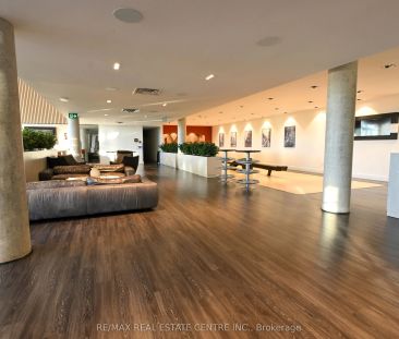 5 Wellington Street S #1803 - Photo 1