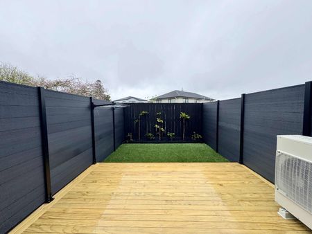 Brand-New Townhouse – Modern Style and Smart Design - Photo 5