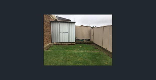 1/312 Kinnersley Ave, Canadian, Vic 3350 - Photo 1