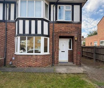 3 bedroom semi-detached house to rent - Photo 3