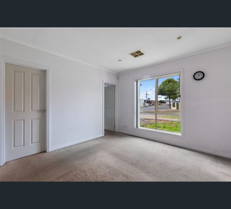 11 Tabard Street, Hampstead Gardens, SA 5086 - Photo 2