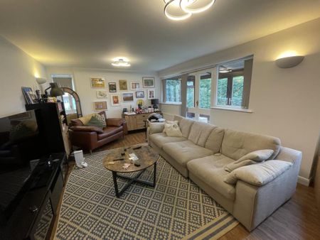 3 bedroom terraced house to rent - Photo 2