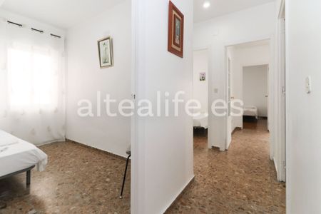Apartamento de alquiler en Avenida de la Nucía, Altea ciudad - Photo 2
