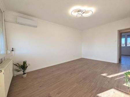 Kiadó újszerű állapotú lakás - Debrecen - Fotó 3