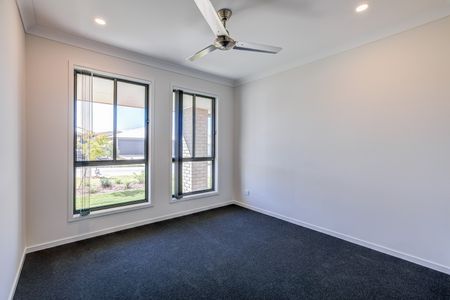 5 Gregor Crescent, Coomera QLD 4209 - House For Rent | Domain - Photo 3