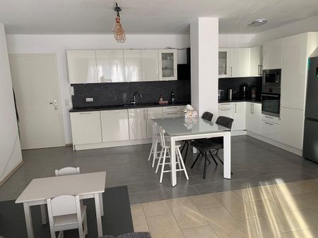 <h1 class="md:text-xl md:leading-6 mt-4 md:mt-10 lg:mb-6 mb-3 text-primary-500 font-semibold text-base leading-5"> Wohnung in Frankenthal (Frankenthal Kernstadt) </h1> - Photo 3