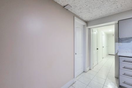 For Lease - 12 Maitland Avenue, Hamilton, Ontario - Photo 3