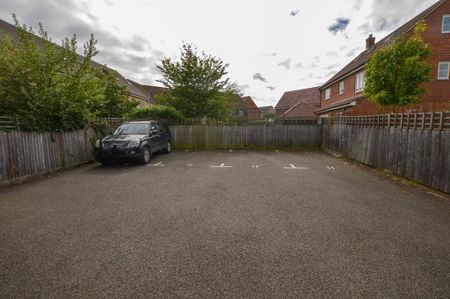 3 bedroom terraced house to rent - Photo 5