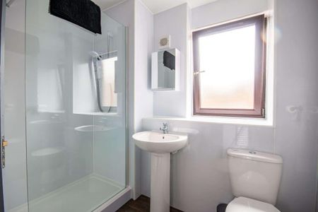 6 bedroom flat share to rent - Photo 3