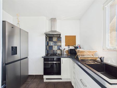 Apartment - Photo 3