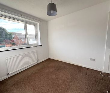 3 bed end of terrace house to rent in Ian Close, Bexhill-On-Sea, TN40 - Photo 4