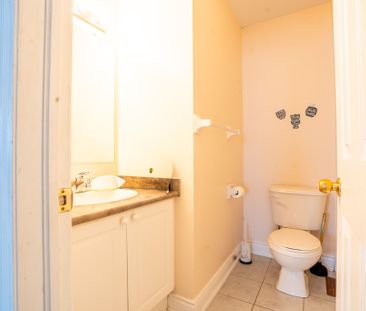 For Lease - 74 Kirkland Place Unit# Main, Whitby, Ontario - Photo 6