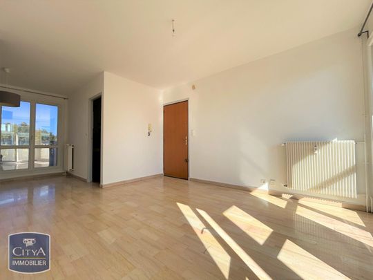 Location Appartement 2 pièces 47m² AVIGNON 84000 - Photo 1