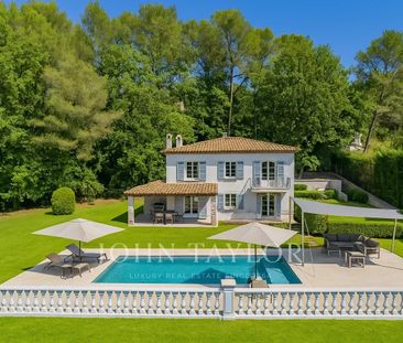 Maison à louer Mougins, Cote d'Azur, France6 500 EUR / Mois - Photo 3