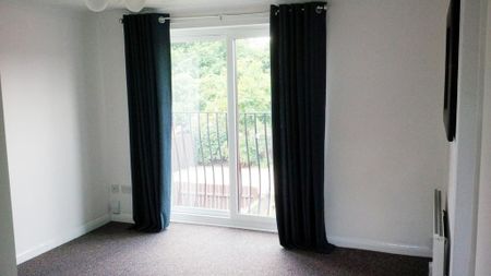 1 bedroom flat to rent - Photo 4