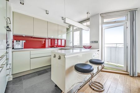 2 Bedroom - Photo 5