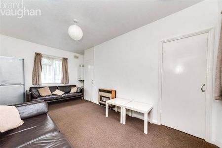 4 bedroom semi-detached house to rent - Photo 2