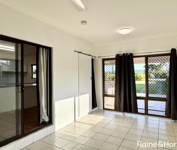 Newly Renovated 2 Bedroom Unfurnished Home - Photo 2