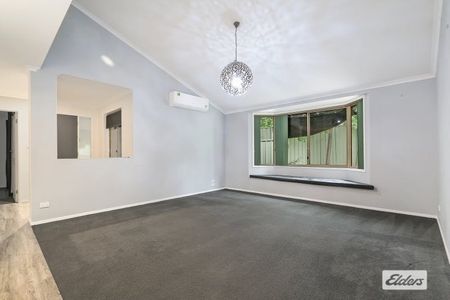 Spacious Four Bedroom Home Plus Study - Photo 2