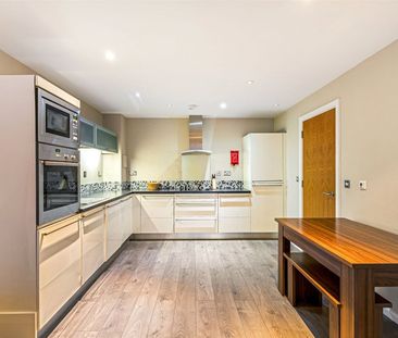 Millharbour, Isle Of Dogs, London, E14 flat to rent - Photo 5