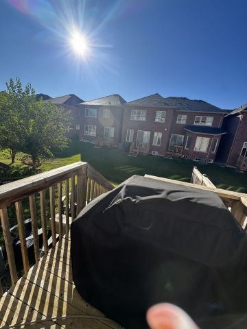 For Lease - 49 Mondial Crescent, East Gwillimbury, Ontario - Photo 3