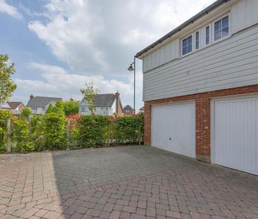 3 bedroom semi-detached house to rent - Photo 4