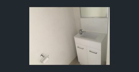 Comfortable Two-Bedroom Living in Convenient Epping! - Photo 5