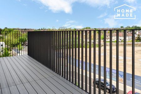 3 bedroom apartment to rent - Photo 2