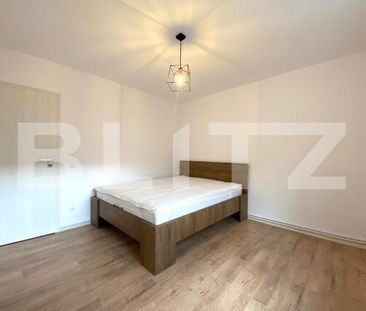 Apartament 3 camere, 70 mp, decomandat, balcon, zona Kaufland - Fotografie 2