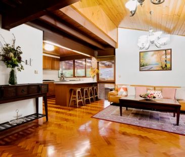 4 Bed, 2 Bath - Photo 4