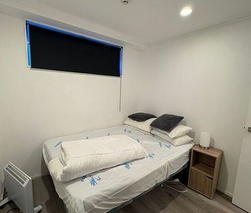 2BR City Retreat | Sea Views & Fully Furnished - Photo 3