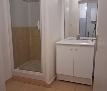 Location Appartement 2 pièces 36m² SAINTES 17100 - Photo 6
