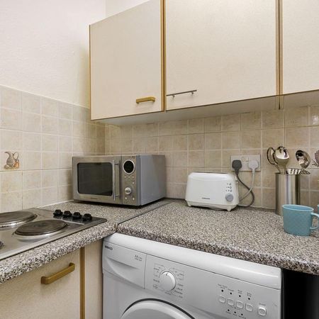 1 bedroom house to rent - Photo 3
