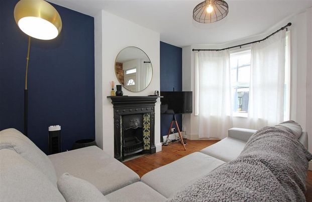 2 bedroom terraced house to rent - Photo 1