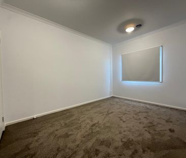 🏡 Modern Family Living in Prime Tarneit Location – 4 Andria Drive, ... - Photo 6