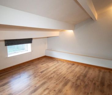 546 Wakefield Road, Huddersfield, HD5 - Photo 5