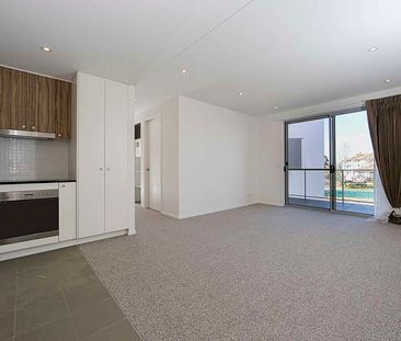 32/76 Leichhardt Street, Griffith ACT 2603 - Apartment For Rent | D... - Photo 1