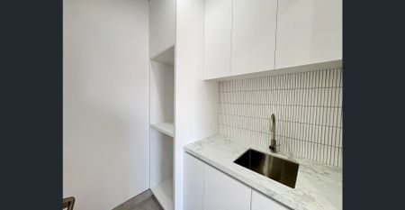 Brand New Low-Maintenance Unit! - Photo 2