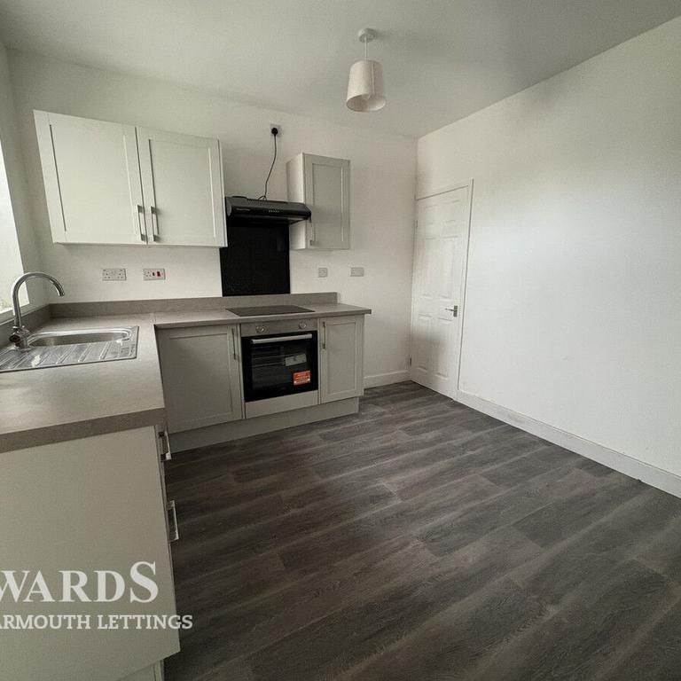 3 bedroom terraced house to rent - Photo 1