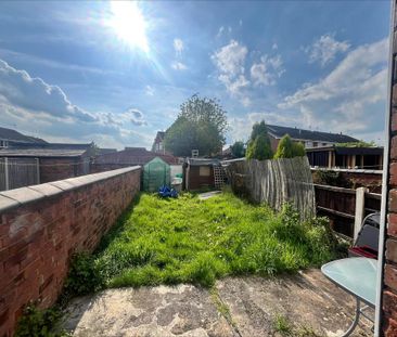 2 bedroom semi-detached house to rent - Photo 3